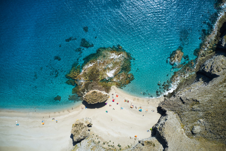 Плажът в Алмерия, Испания