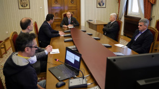 Ефективното ограничаване на коронавируса изисква информация в реално време за