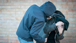 Пребиха младежи в дома им в плевенското село Николаево