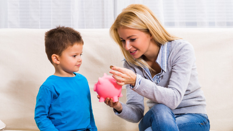 Как да отгледаме финансово отговорни деца?