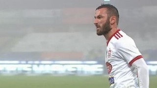 Ради Димитров игра пълни 90 минути за своя Сепси при