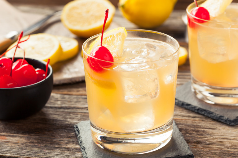 Whiskey Sour може да си приготвим и без яйчен белтък