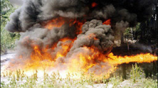 Експлозии и пожар във военни складове в Узбекистан