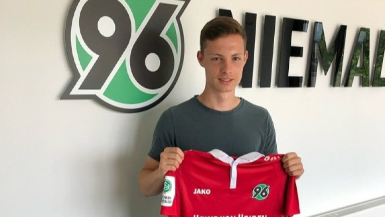 Германският Хановер привлече Лука Бекенбауер, съобщиха от клуба. 17-годишният защитник