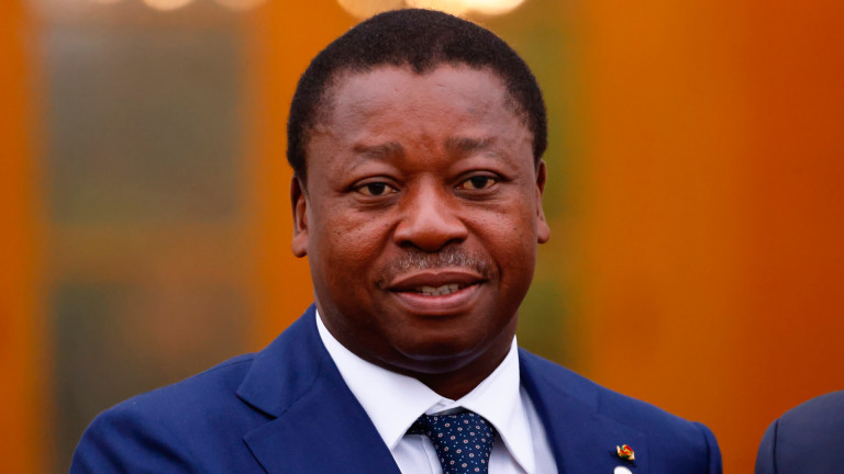 Президентът на Того подписа нова Конституция, премахваща президентските избори, съобщава