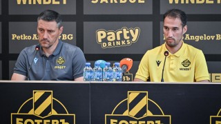 Спортният директор на Ботев Пд Артур Платек разясни какво