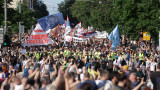 Десетки хиляди се събраха за митинга в Белград
