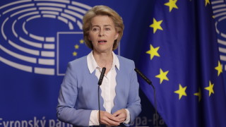 Урсула фон дер Лайен: ЕС се споразумя за обща покупка на боеприпаси за Киев за 1 млрд. евро
