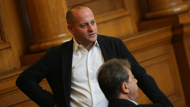 Не се обсъждат въпросителни, ироничен Радан Кънев към срещата в МС