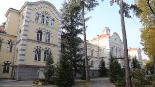 Софийската семинария минава на онлайн обучение заради преподавател с COVID 19 Той е