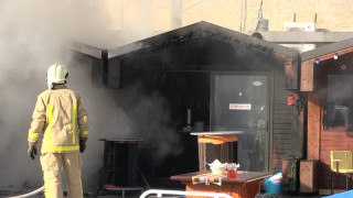 Изгоряха до основи две заведения на центъра в Бургас