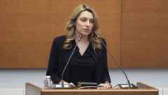 Павела Митова от ИТН поиска почивка от 30 минути точно преди гласуването на вота на недоверие