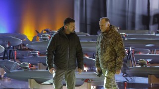 Според украинските медии президентът на страната Володимир Зеленски е предал