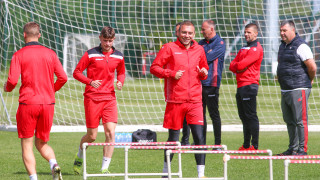 Лъчезар Балтанов който е свободен агент след като разтрогна с