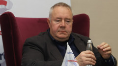 Борисов ли "кара влака" на държавата, или ГЕРБ бива "оглозгана"