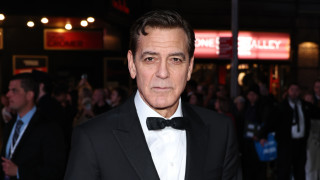 Джордж Клуни на 64