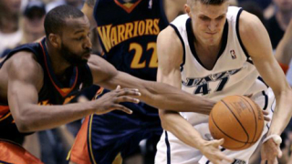 Юта победи Голдън Стейт със 100:87
