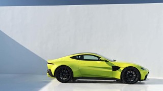 Aston Martin излезе на борсата, получавайки оценка от £4,3 милиарда