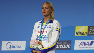 Сара Сьострьом започна златните медали с 100 метра бътерфлай