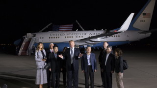 Мисля че той наистина прави нещо върна страната си в