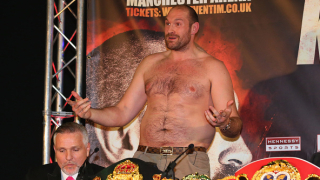 Тайсън Фюри отвърна подобаващо на Антъни Джошуа след като световният