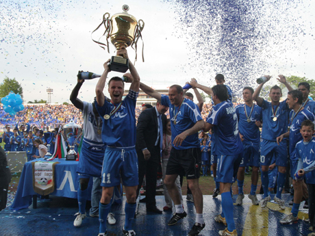 Левски празнува 25-ата си титла с 6:2 над Литекс