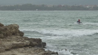Откриха тялото на удавеното 15-годишно момиче в морето край Китен