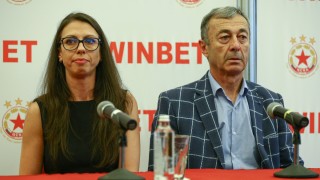 Маркетинг мениджърът на WINBET Десислава Колева Иванова също говори пред медиите