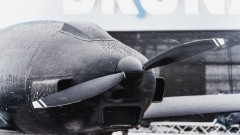 Dronamics представи първия сериен самолет Black Swan