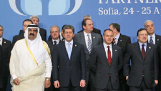 Барозу: Солидарност - в ЕС, но и извън съюза