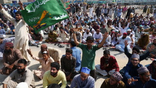 Християнката Ася Биби се скри след освобождаването си от затвора