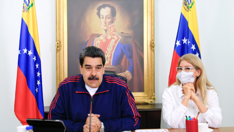 Тръмп нарежда на "Шеврон" да прекрати петролни операции във Венецуела