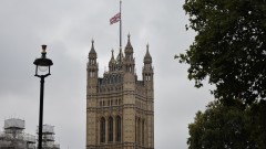 Великобритания обяви национален траур за кралица Елизабет II
