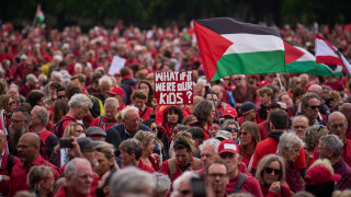 Многохиляден протест срещу геноцида в Газа се проведе в Нидерландия