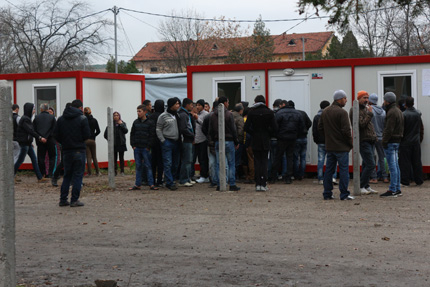 ДАБ: По-малко от 1500 бежанци са настанени в България, но могат да се приемат още 3600 души
