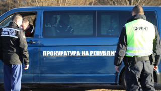 Шестима мъже подпомагали чужди граждани да преминат границата на Република
