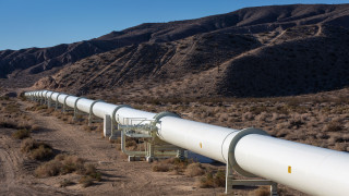 Тръби в пустинята: Планът на Израел да премахне Иран от енергийната карта с арабска помощ