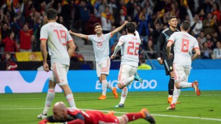 Полузащитникът на Атлетико Мадрид Коке се възползва от негодуванието