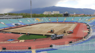 Започна подмяна на тревната настилка на стадион "Васил Левски"