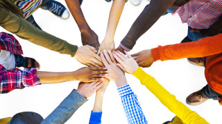 По повод засиления интерес към отношението на българите към хора