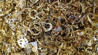 Митничари иззеха контрабандни накити за над 90 000 лева на „Лесово“