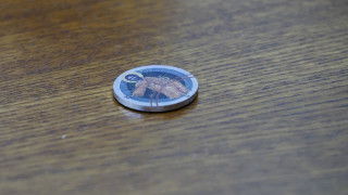 МВР прекрати обществената поръчка за 30 000 икони с които