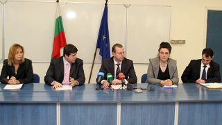 3000 съмнителни декларации за дарения в НАП до момента