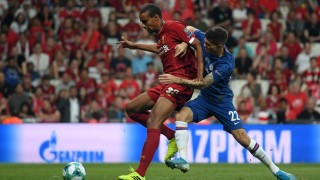 Челси приема Ливърпул в неделното дерби на Висшата лига Двубоят