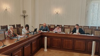 И последният кандидат за член на Комисията за противодействие на