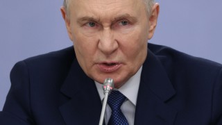 На руския президент Владимир Путин неофициално е предаден проект на мирния