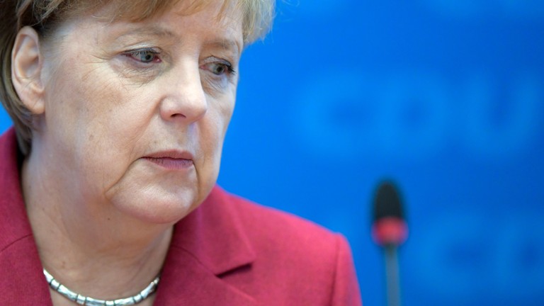 Германските социалдемократи обявиха, че ще споделят властта с консерваторите на