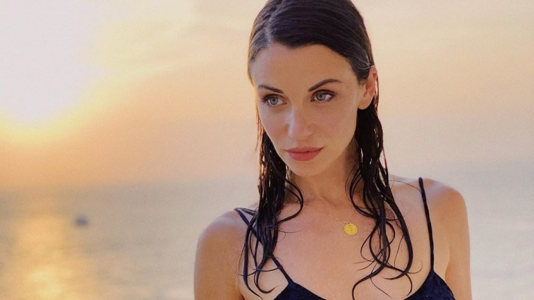 С кого почива Диляна Попова на Малдивите