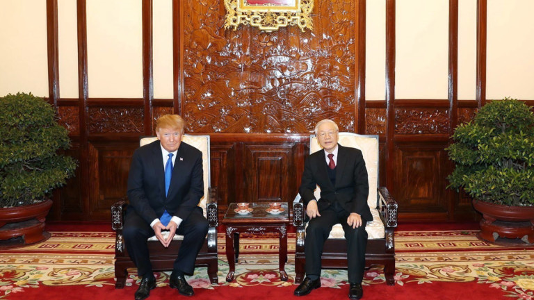 Президентът на САЩ Доналд Тръмп и севернокорейският лидер Ким Чен-ун