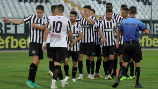 Треньорът на Локомотив Пловдив Александър Тунчев е решил да продължи